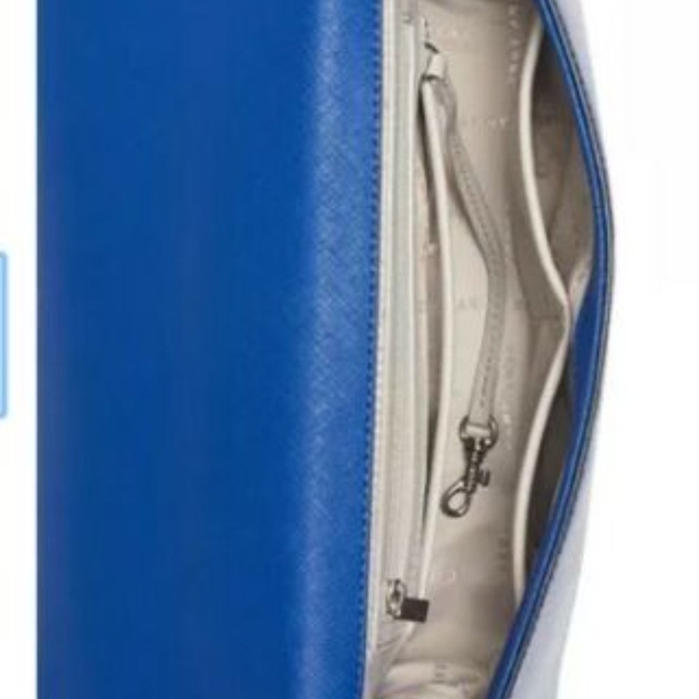 Elissa Large Shoulder Bag -NWT - Picture 4 of 5